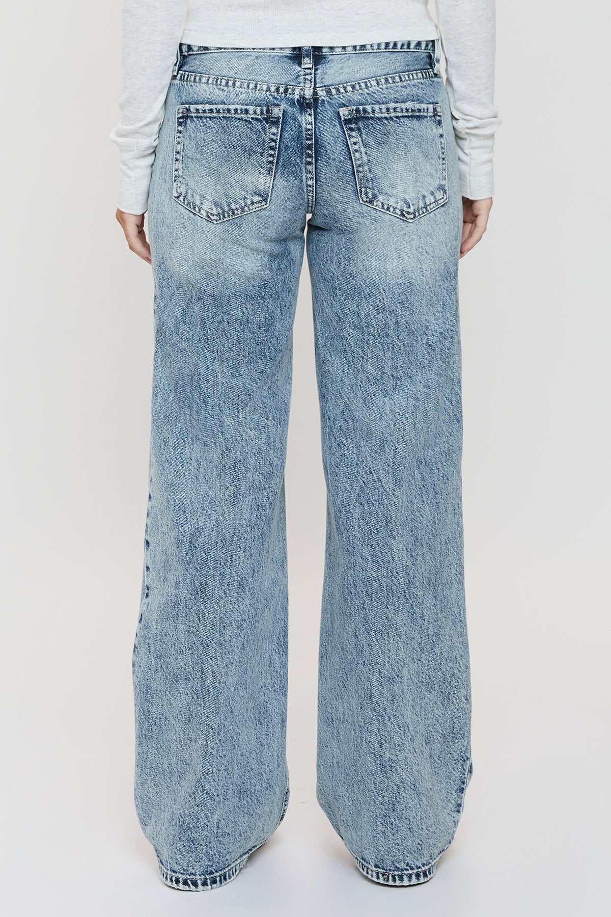 Rylee Rigid Wide Leg Jeans