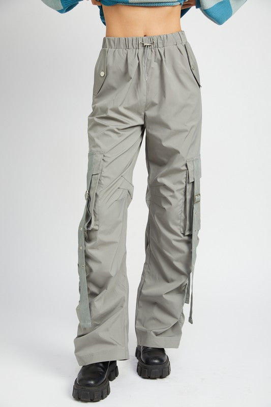 Cota Cargo Parachute Pants