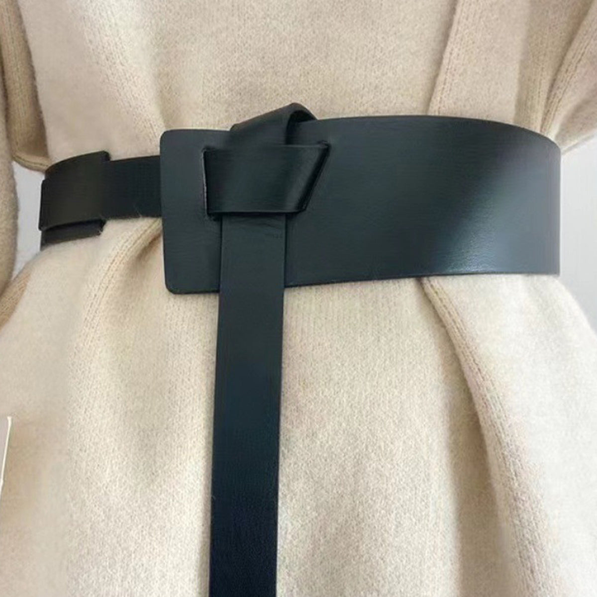 Keli Knot Detail Belt