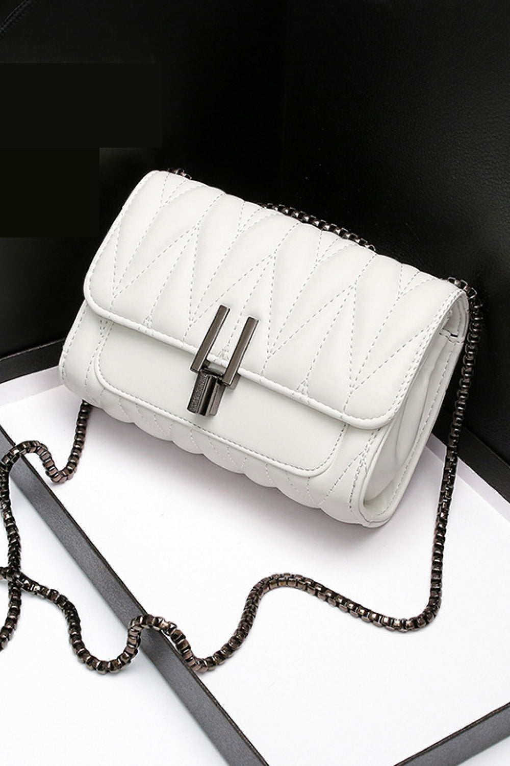 Leather Crossbody Chain Strap Bag