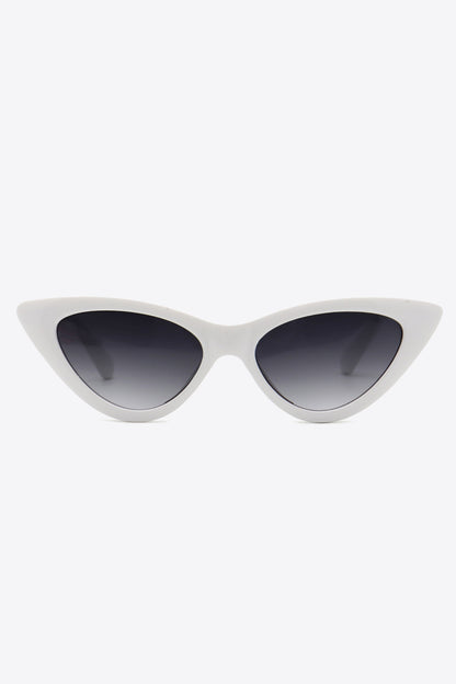 Janyne Chain Detail Cat-Eye Sunglasses