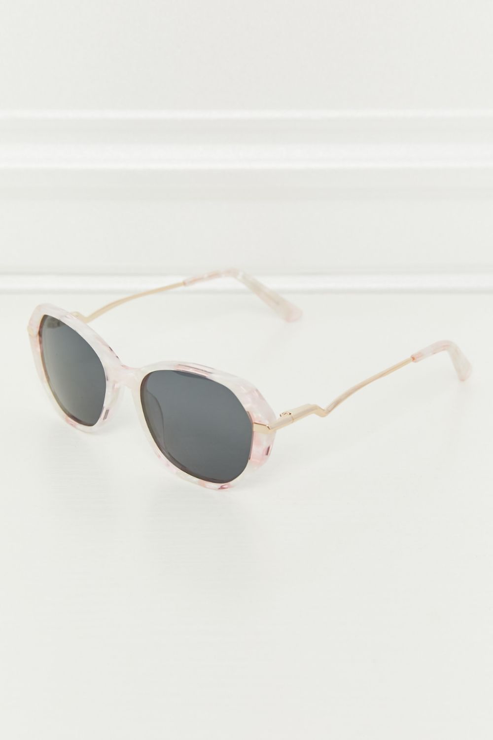 Jordynn Alora Sunglasses