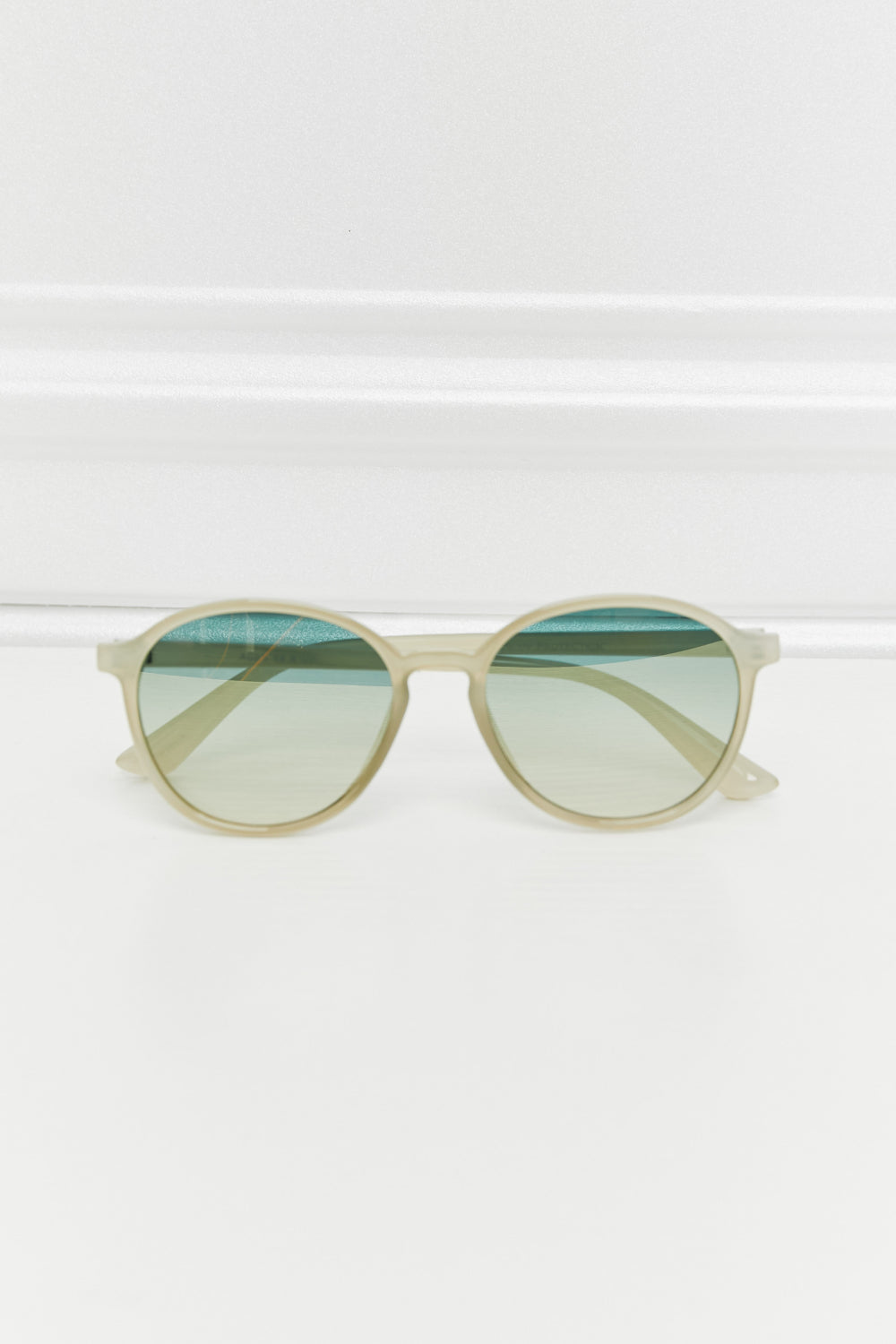 Lea Leah Sunglasses